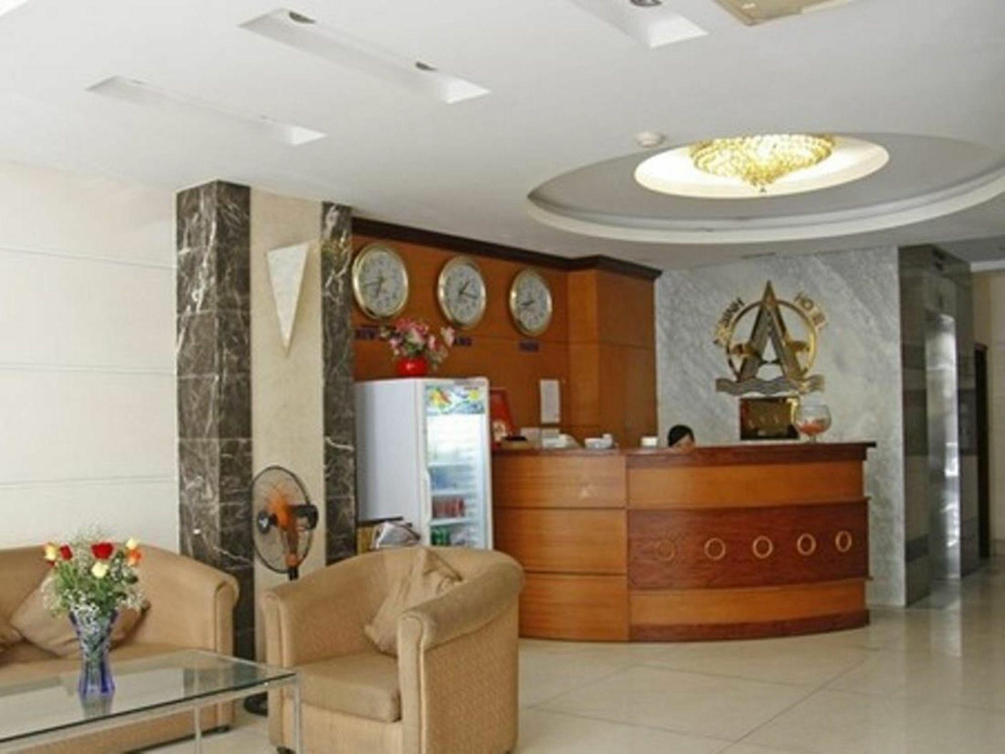 An Binh 2 Hotel Хошимін Екстер'єр фото