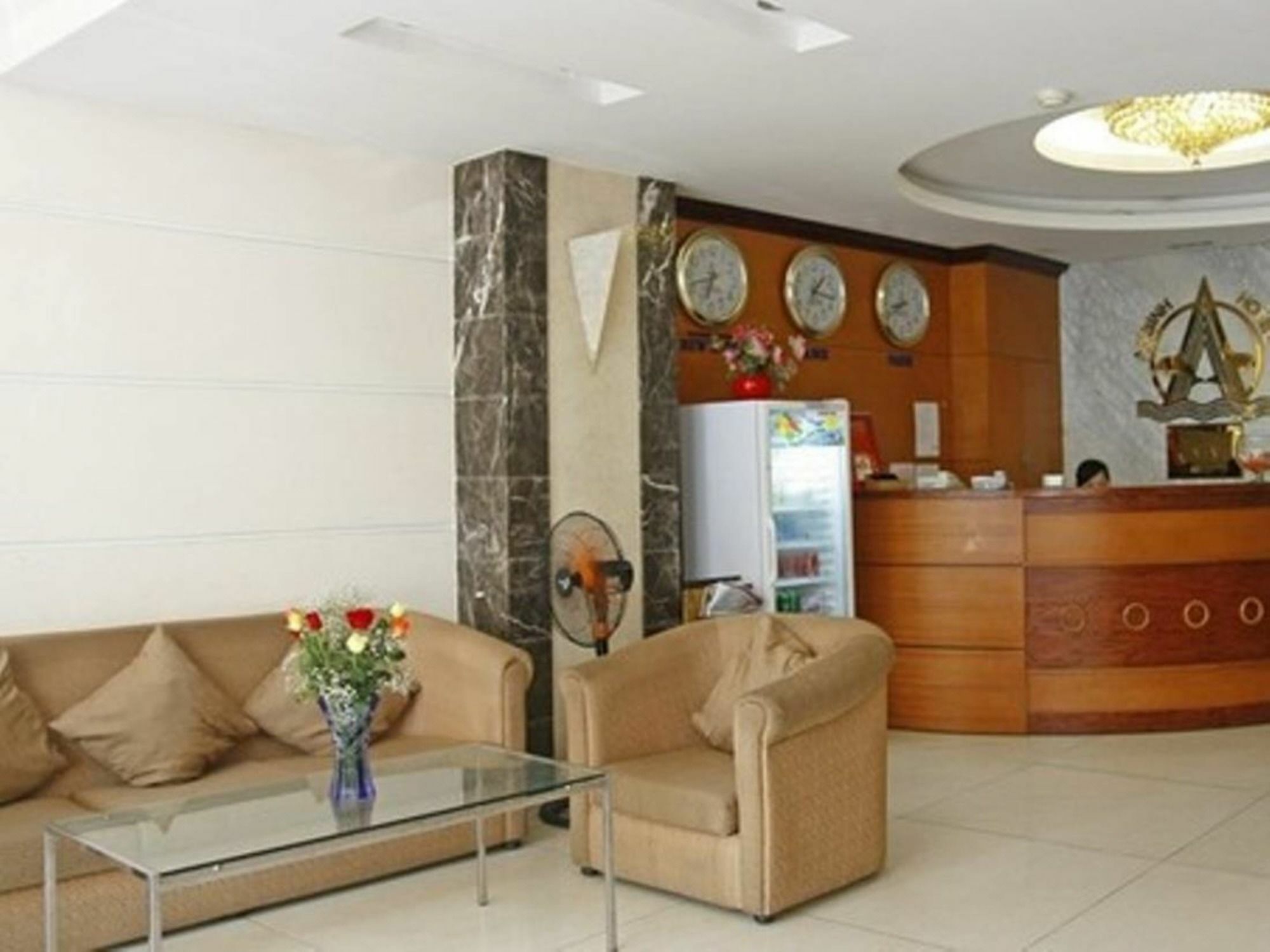 An Binh 2 Hotel Хошимін Екстер'єр фото